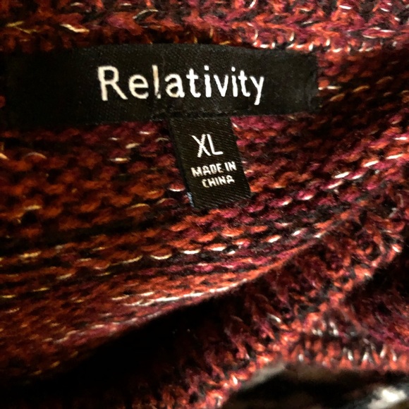 Relativity | Sweater - Picture 5 of 5